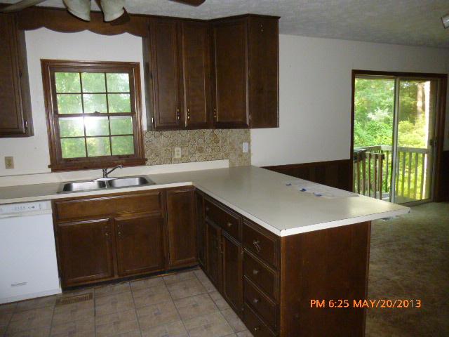 807 Milliken Ter, Lagrange, GA 30240 photo 4