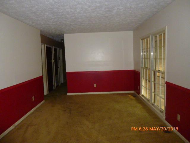 807 Milliken Ter, Lagrange, GA 30240 photo 9