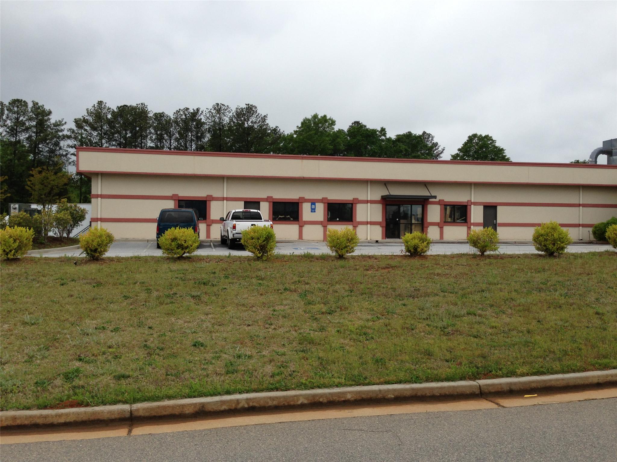 881 Royal Park Dr, Monroe, GA 30655 photo 13