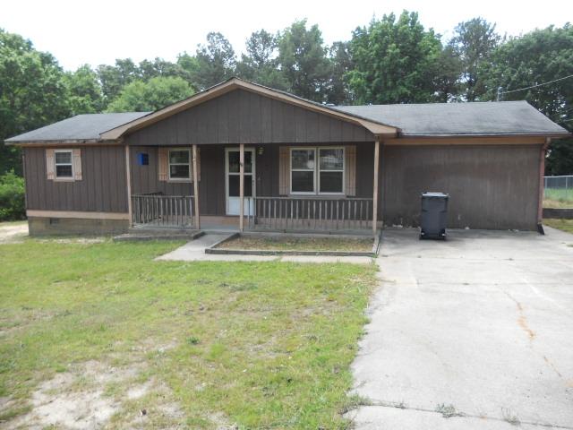 397 Castle Ave, Winder, GA 30680 photo 1
