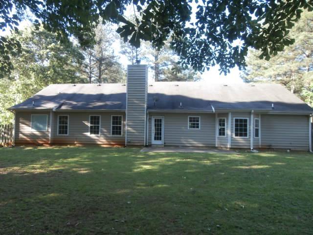 45 Whispering Pine Dr, Covington, GA 30016 photo 2