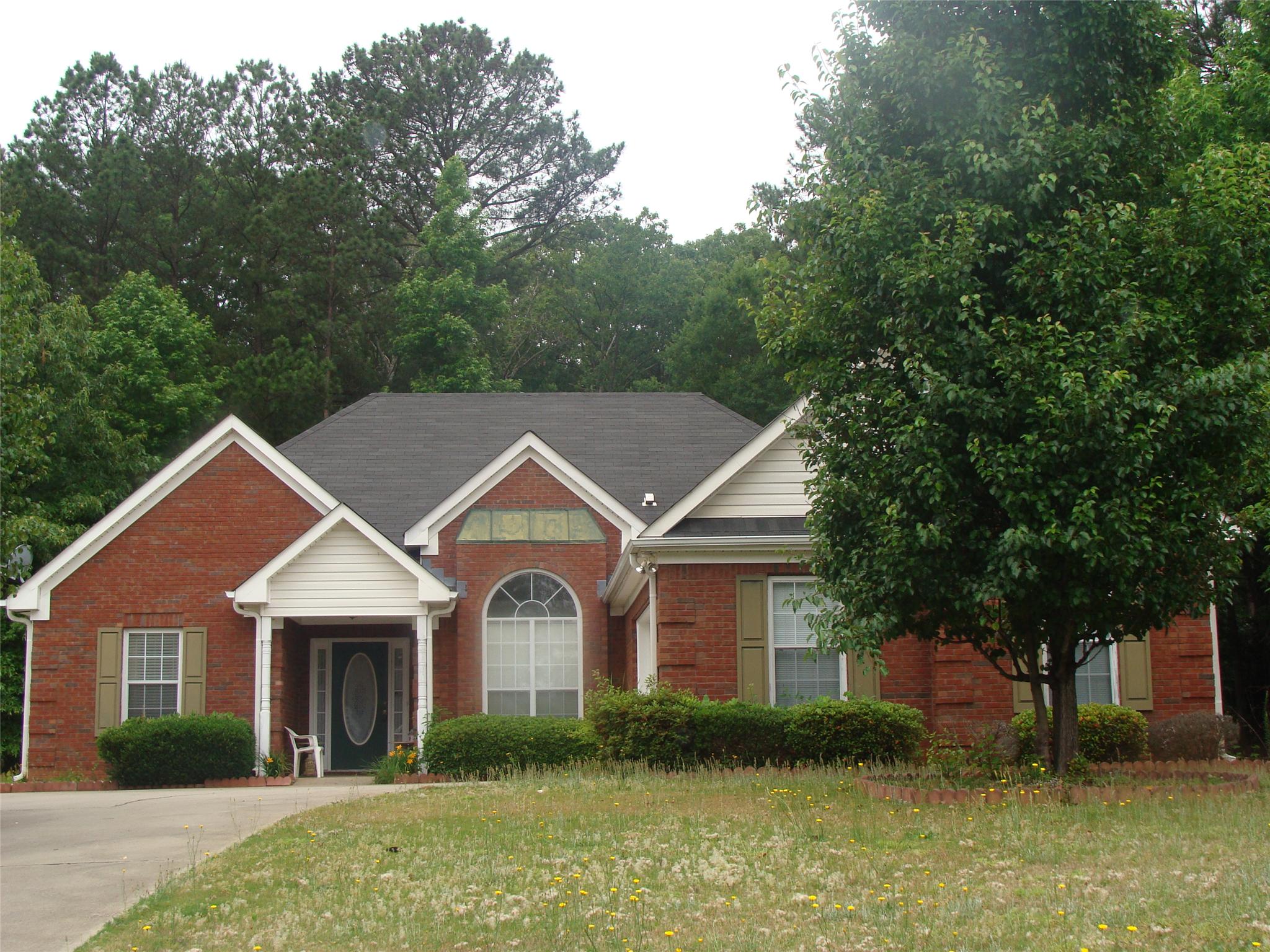 695 Pebble Blvd, Covington, GA 30016 photo 2