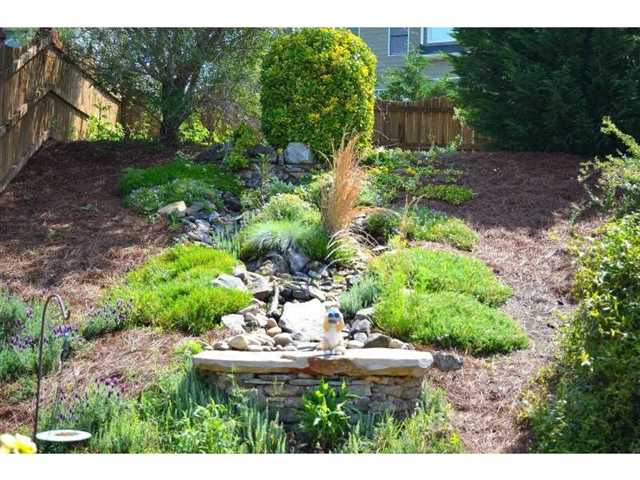 418 Arrowhead Trl, Canton, GA 30114 photo 2