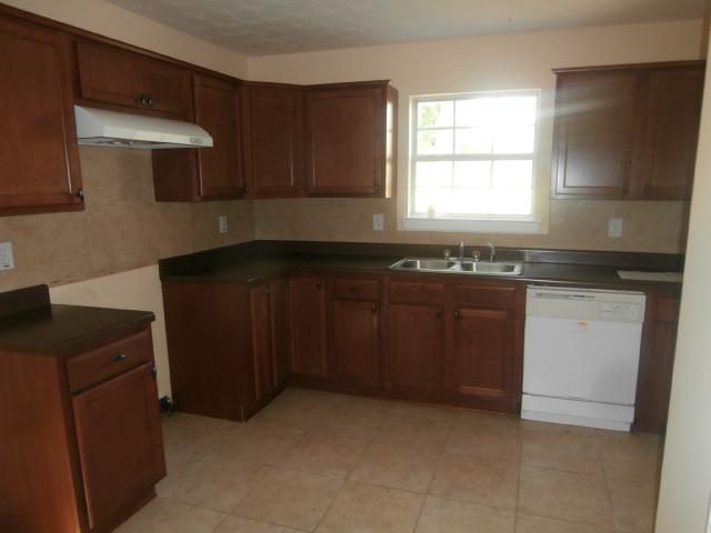 80 Lewis Ln, Covington, GA 30016 photo 7