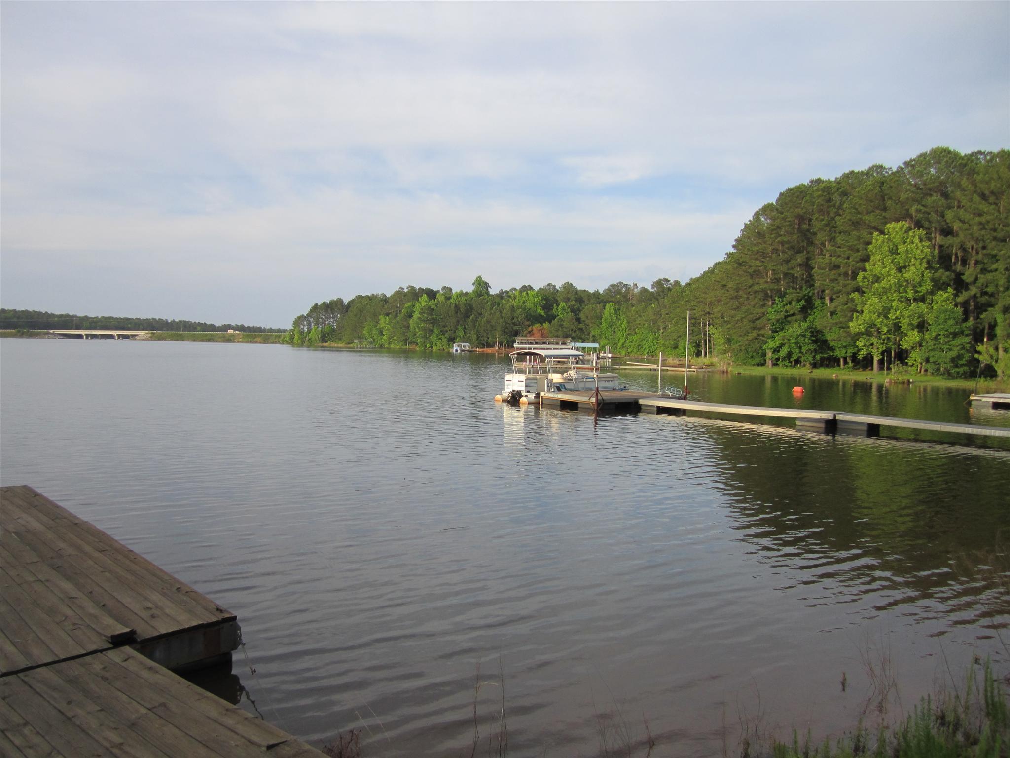72 N Shore Dr, Lagrange, GA 30240 photo 3