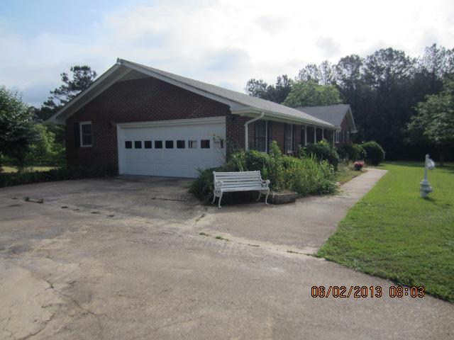 321 Hinton Cir, Covington, GA 30016 photo 2