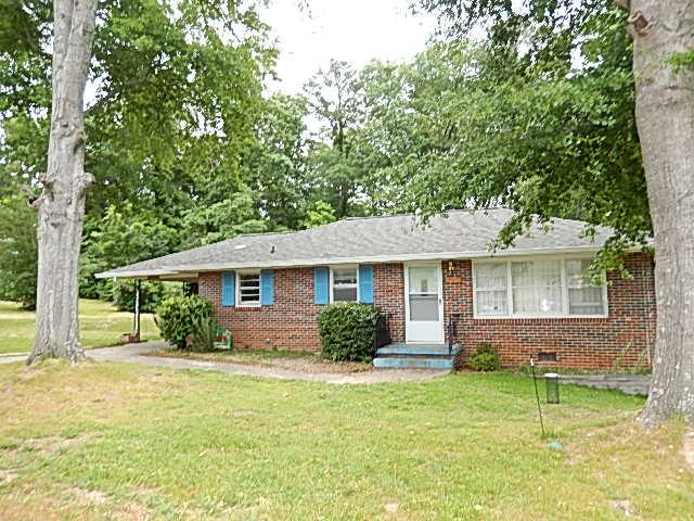 333 Hilltop Ln, Toccoa, GA 30577 photo 1