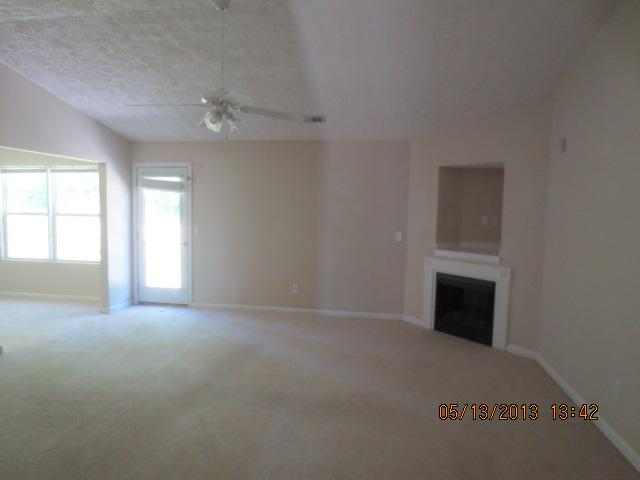 308 Clydes Way, Jackson, GA 30233 photo 2