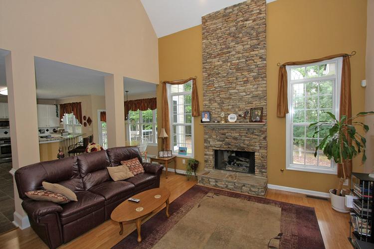 605 Ruby Forest Pkwy, Suwanee, GA 30024 photo 7
