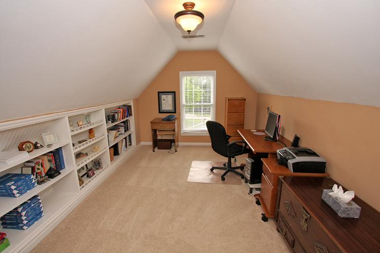 605 Ruby Forest Pkwy, Suwanee, GA 30024 photo 18
