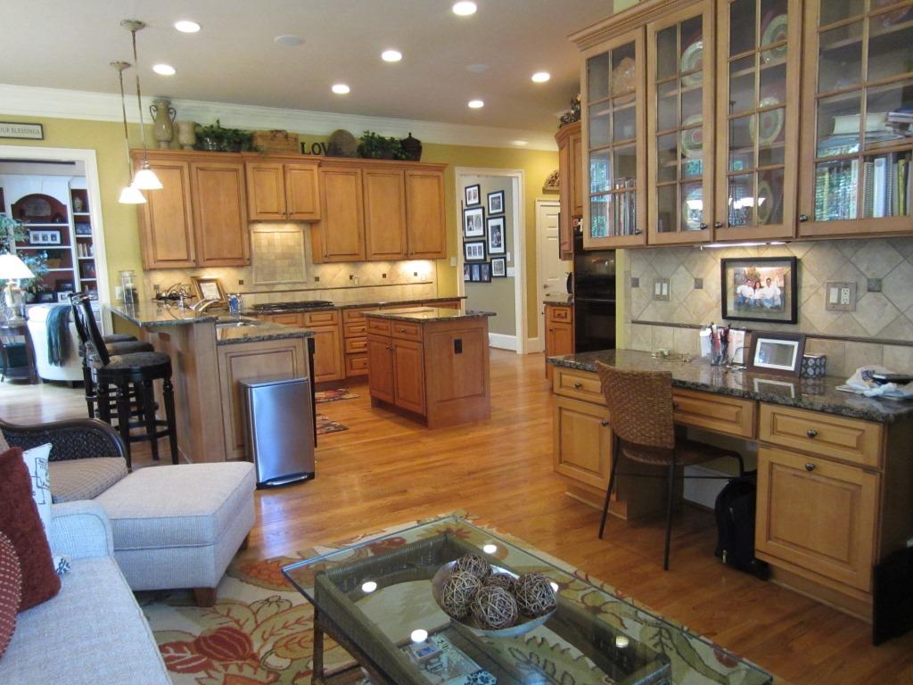 541 Brendlynn Ct, Suwanee, GA 30024 photo 13