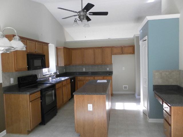 34 Bear Ln, Temple, GA 30179 photo 9