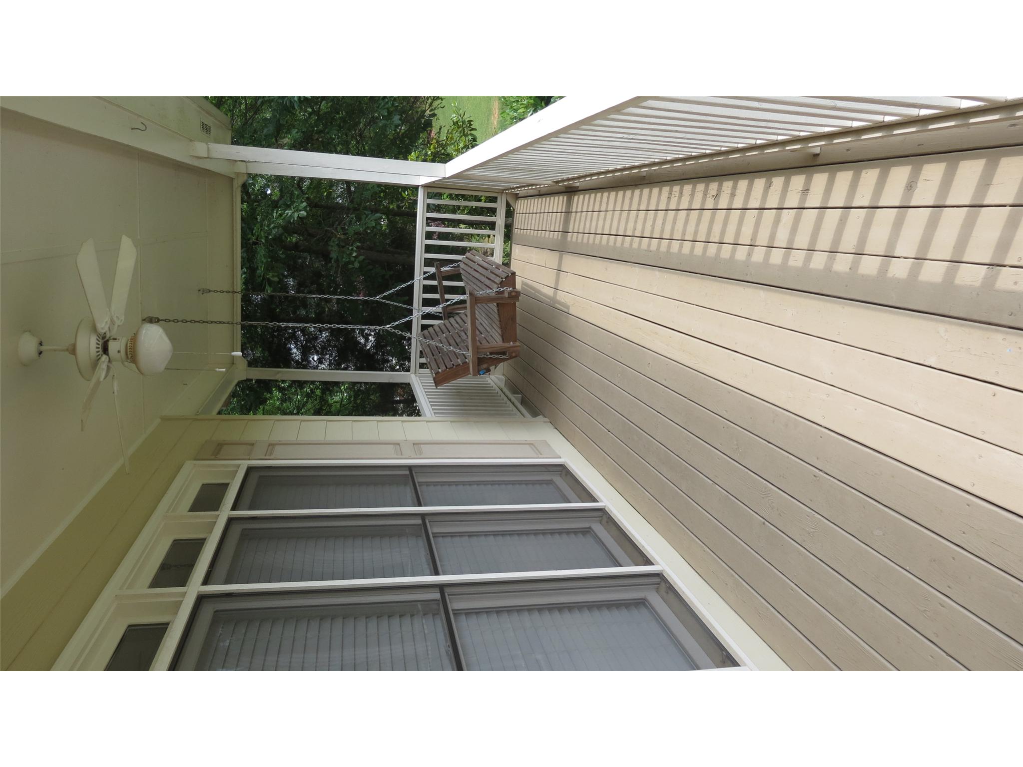 45 Lowry Way, Kingston, GA 30145 photo 2