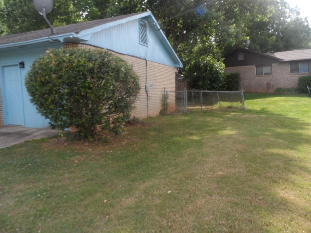 2823 Haddon Dr, Rex, GA 30273 photo 3