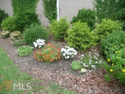 3826 Drury Dr, Macon, GA 31204 photo 2