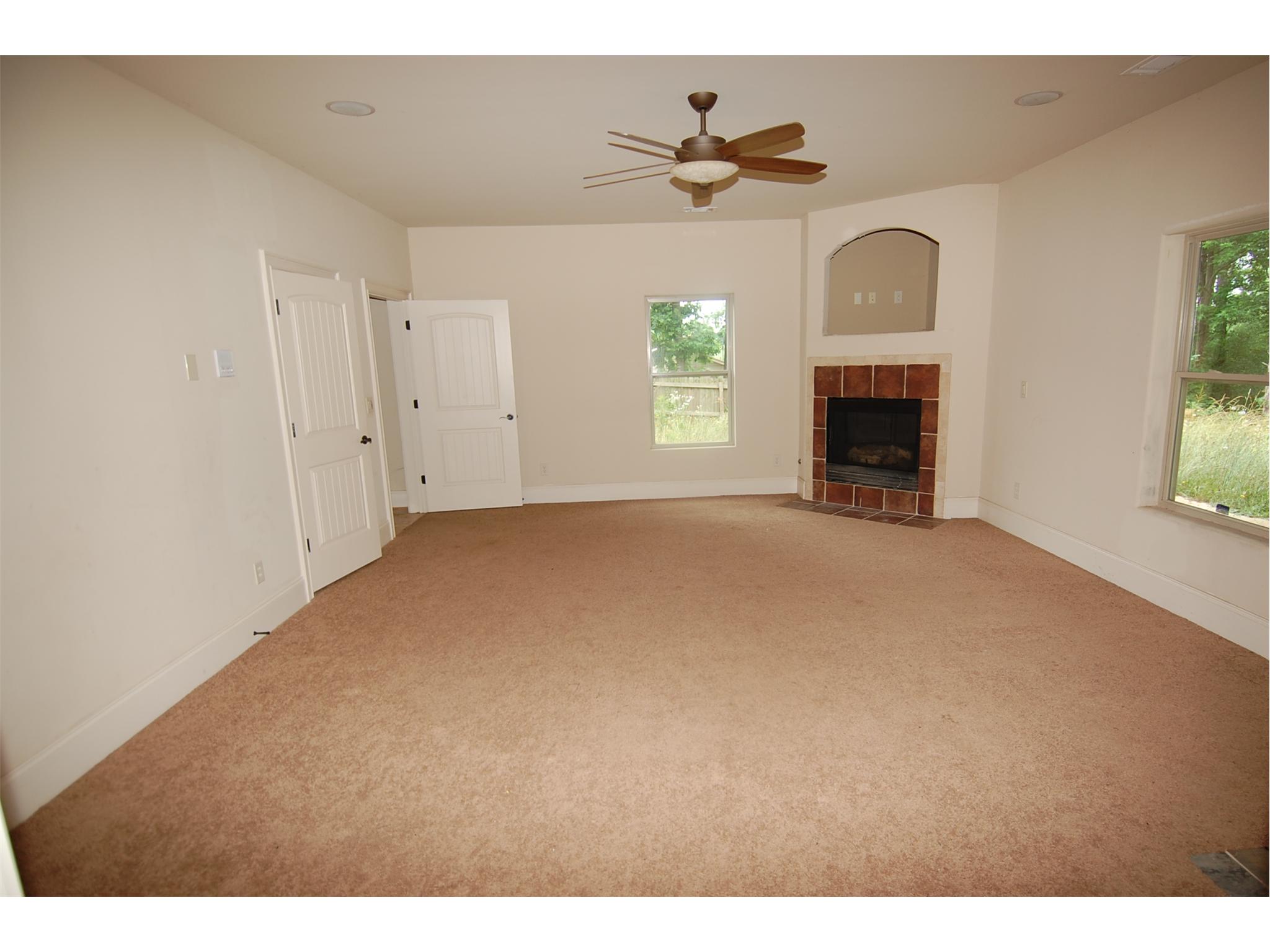3363 Deevers Ct, Lithonia, GA 30038 photo 3