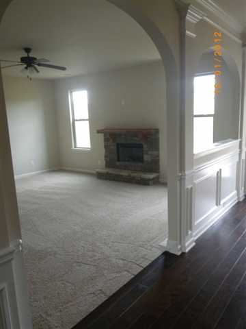 290 Riverstone Dr, Covington, GA 30014 photo 5