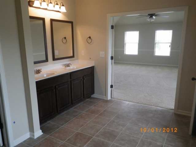 290 Riverstone Dr, Covington, GA 30014 photo 14