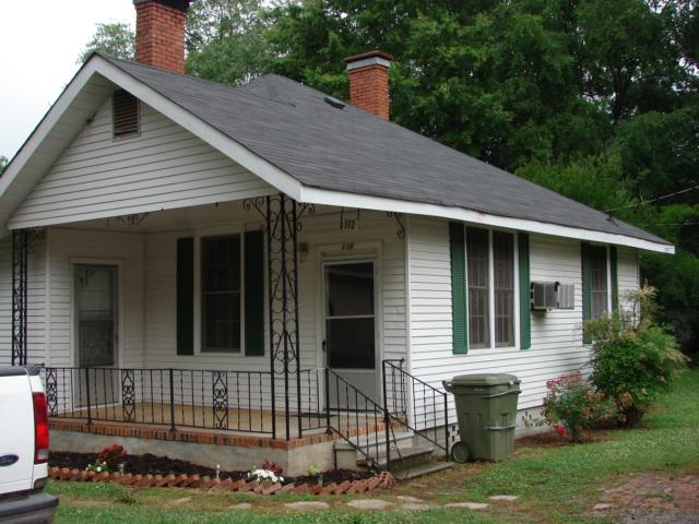 112 4th St, Monroe, GA 30655 photo 1