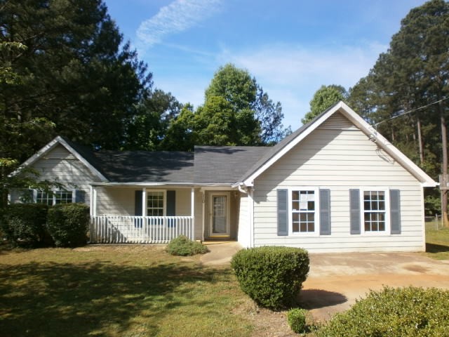 110 Mildred Ln, Covington, GA 30016 photo 1