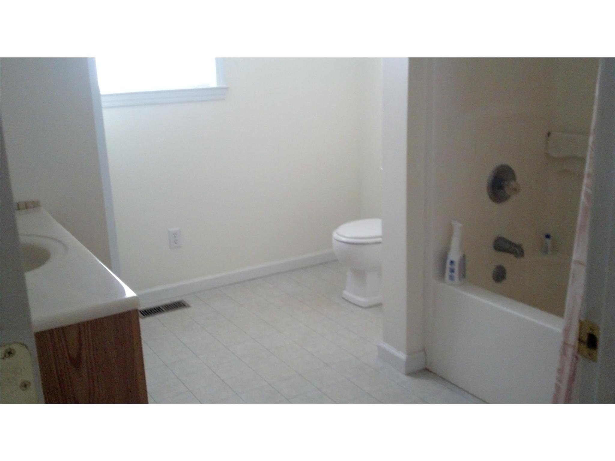 1050 Sutton Rd, Forsyth, GA 31029 photo 6