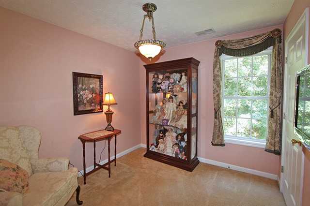 92 Saint Aurics Dr, Suwanee, GA 30024 photo 19