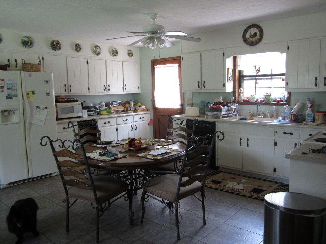 11 Carroll Ln, Temple, GA 30179 photo 3