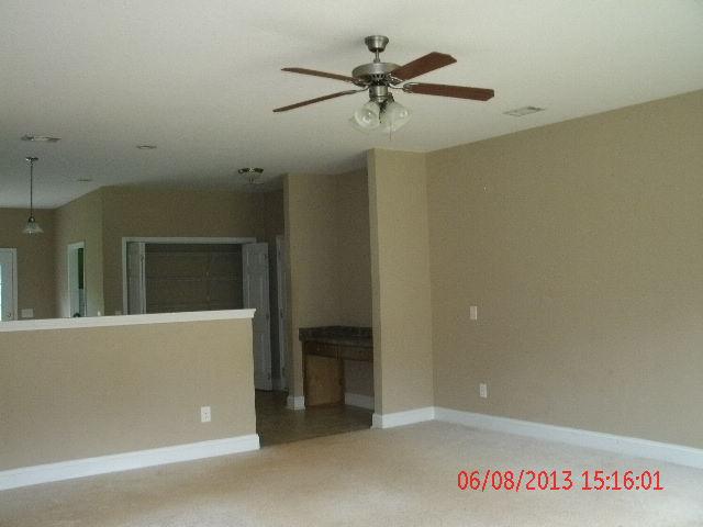 79 Barry Dr, Forsyth, GA 31029 photo 4