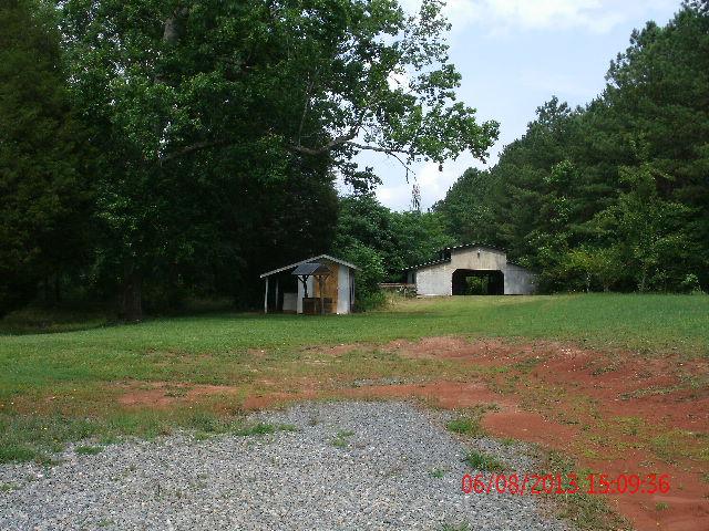 79 Barry Dr, Forsyth, GA 31029 photo 3