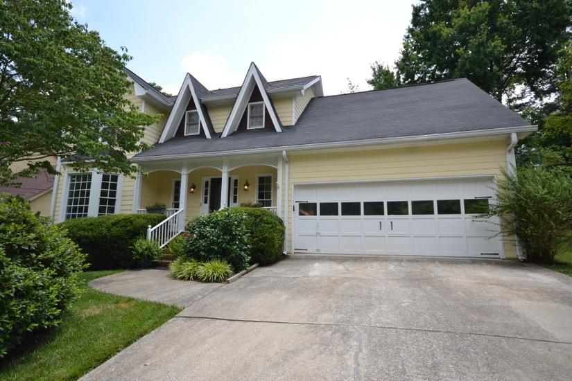 4962 Glenwhite Dr, Duluth, GA 30097 photo 1