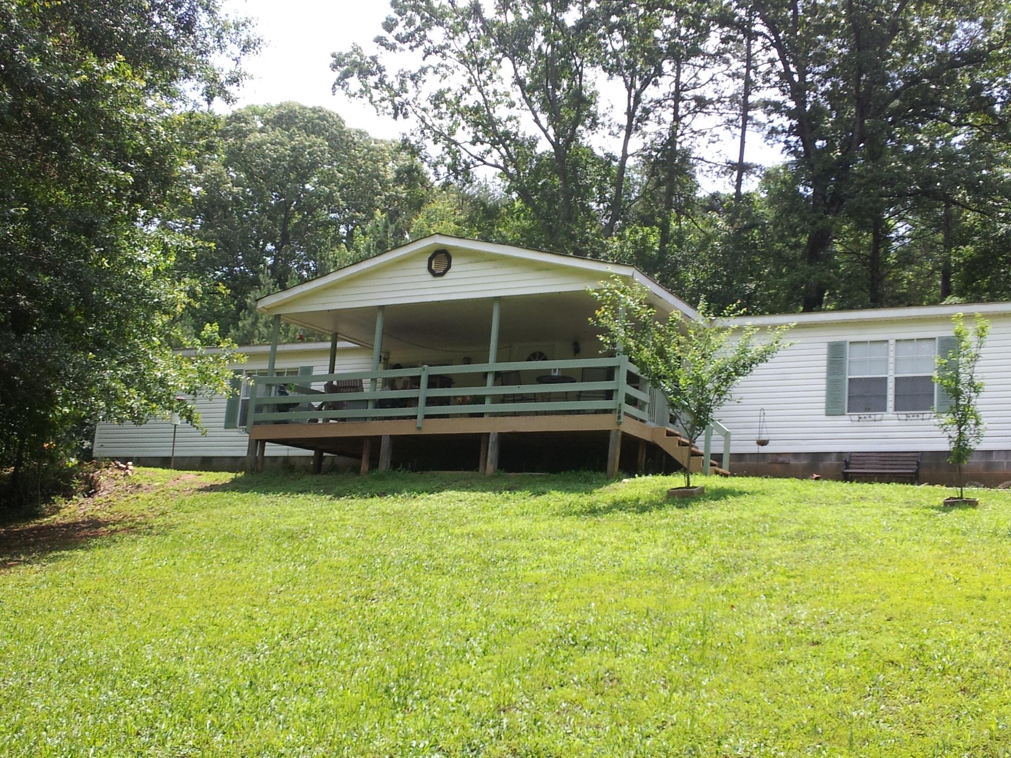 188 Loggins Ln, Commerce, GA 30529 photo 1