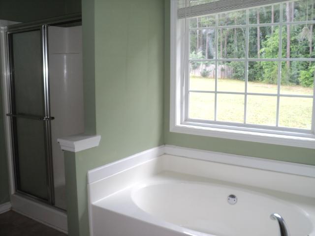 805 Long Leaf Cir, Winder, GA 30680 photo 10