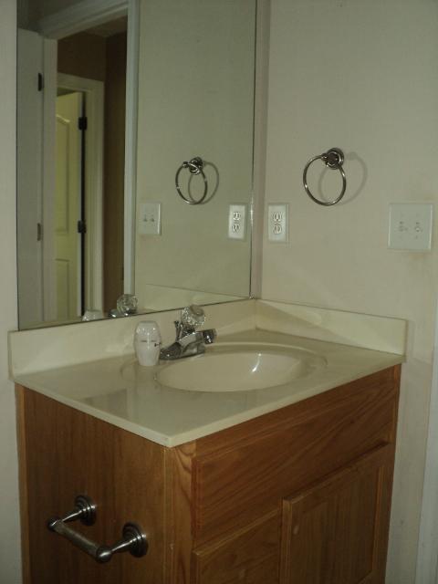 805 Long Leaf Cir, Winder, GA 30680 photo 12