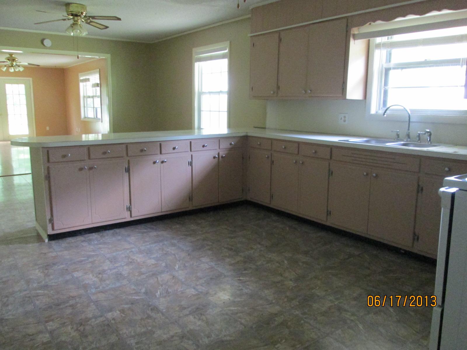 502 Moore Dr, Dalton, GA 30721 photo 5