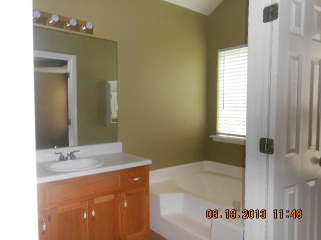 115 Brandon Dr, Covington, GA 30016 photo 13