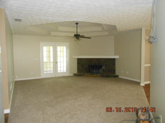 115 Brandon Dr, Covington, GA 30016 photo 2