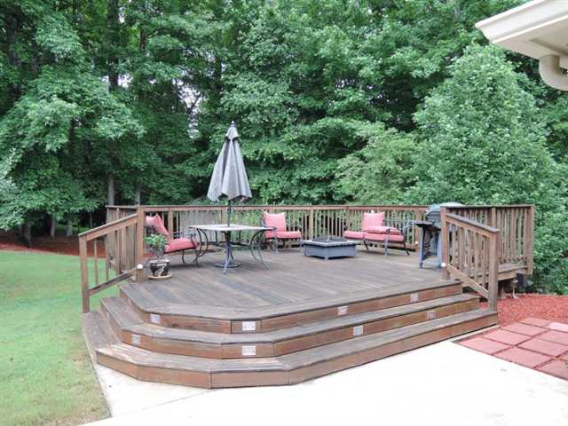 270 Roberts Rd, Suwanee, GA 30024 photo 2