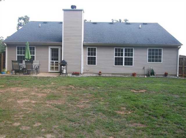100 Logan Ct, Statham, GA 30666 photo 3
