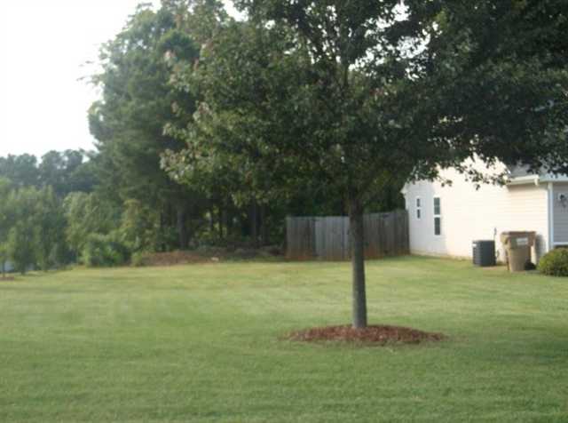 100 Logan Ct, Statham, GA 30666 photo 2