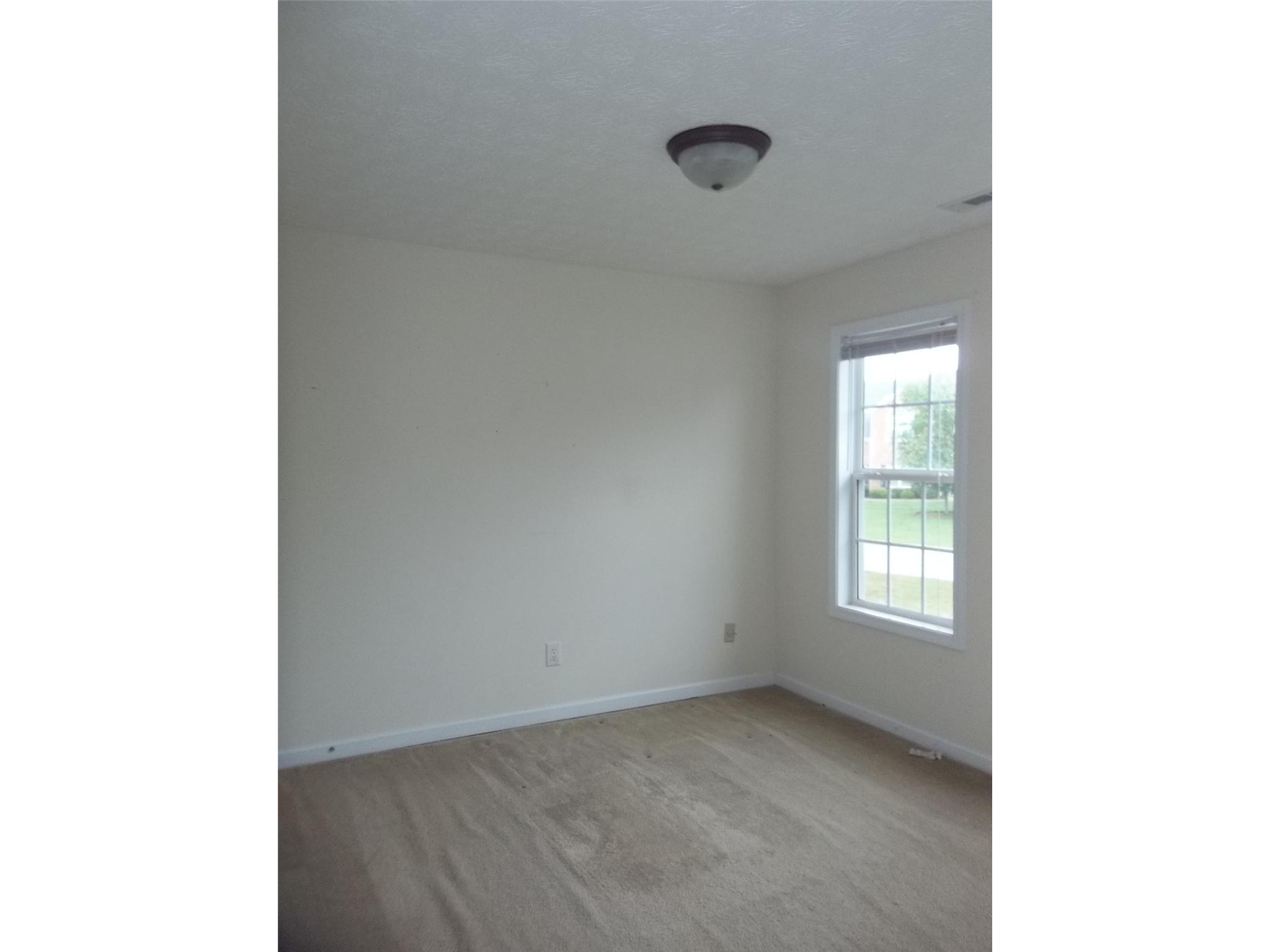 479 Chastleton Dr, Hampton, GA 30228 photo 6