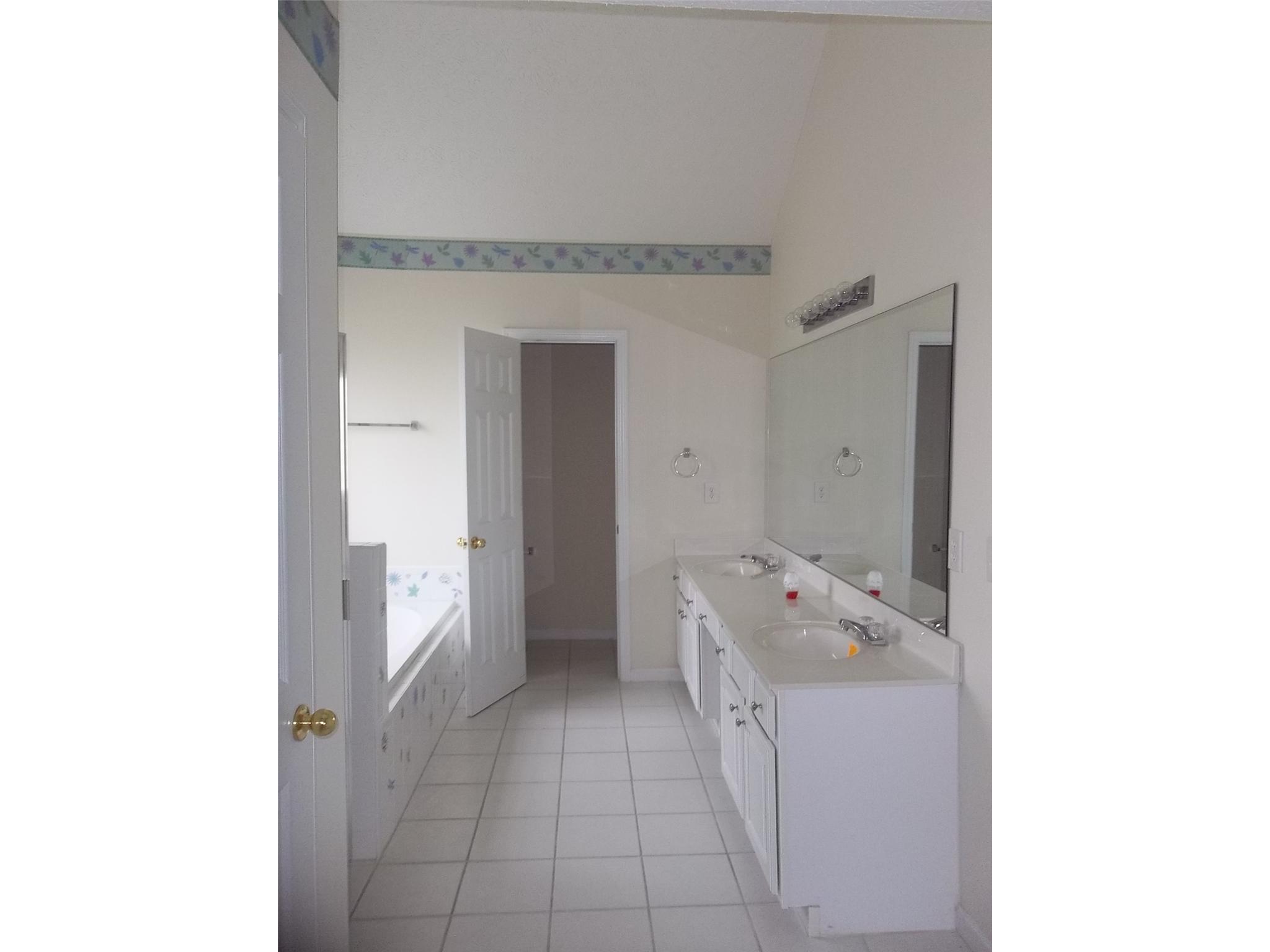 479 Chastleton Dr, Hampton, GA 30228 photo 9