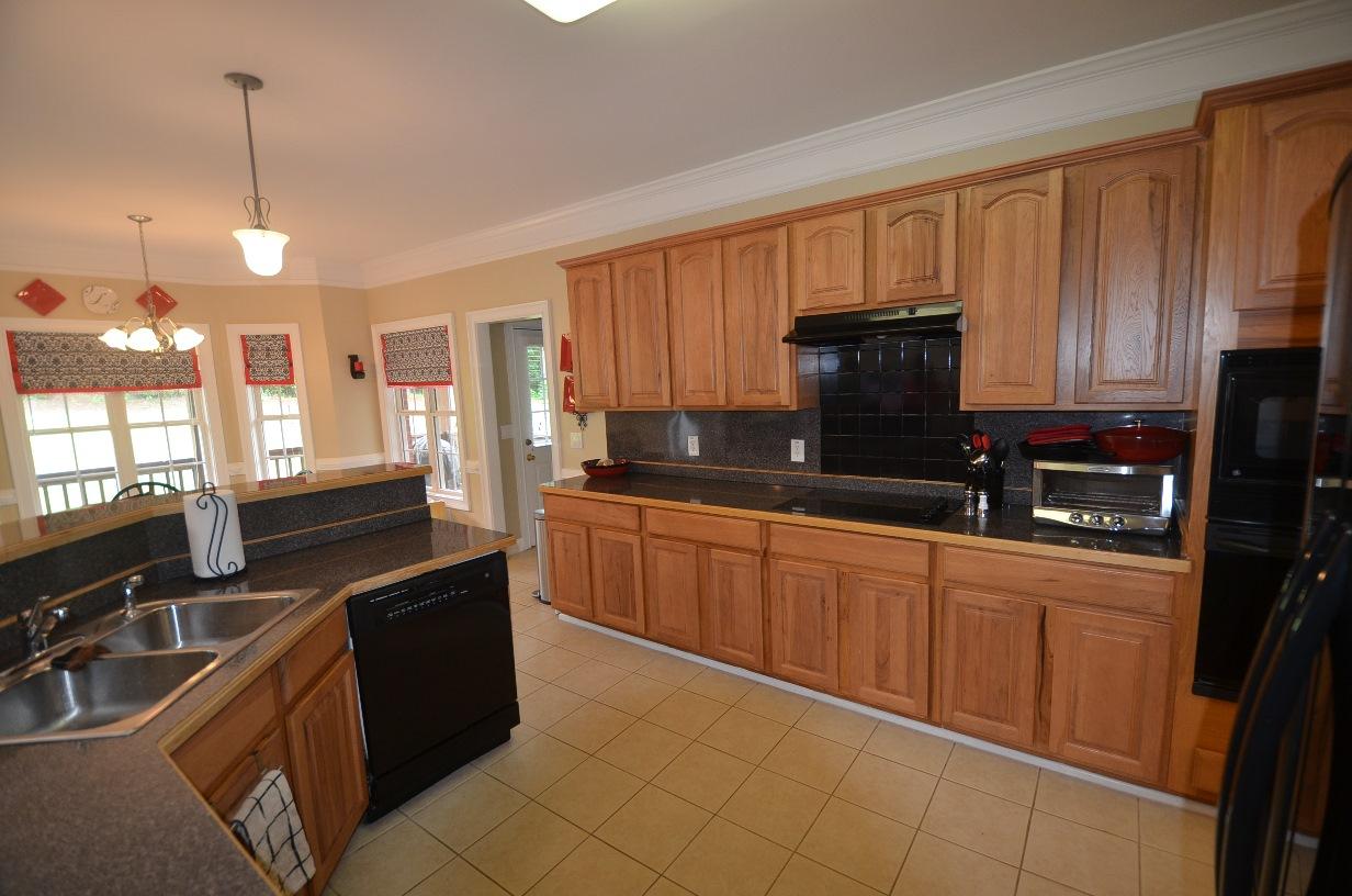 65 Harvey Ave, Covington, GA 30016 photo 9