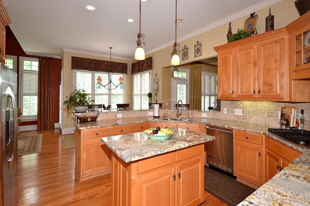 2503 Thurleston Ln, Duluth, GA 30097 photo 3