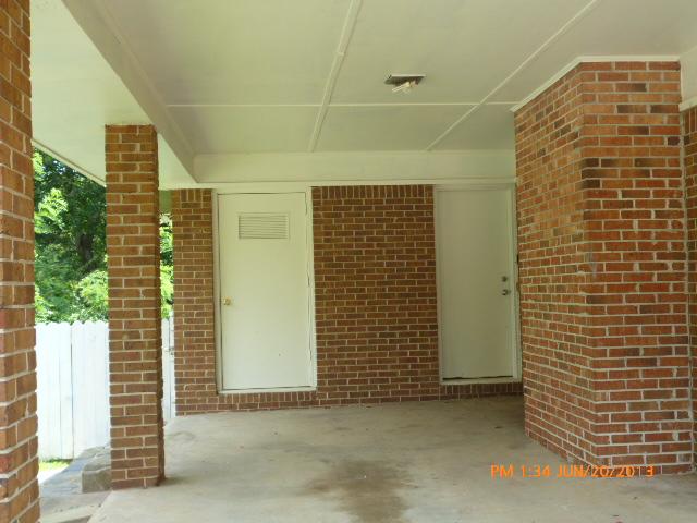 6522 Menlo Way, Rex, GA 30273 photo 2