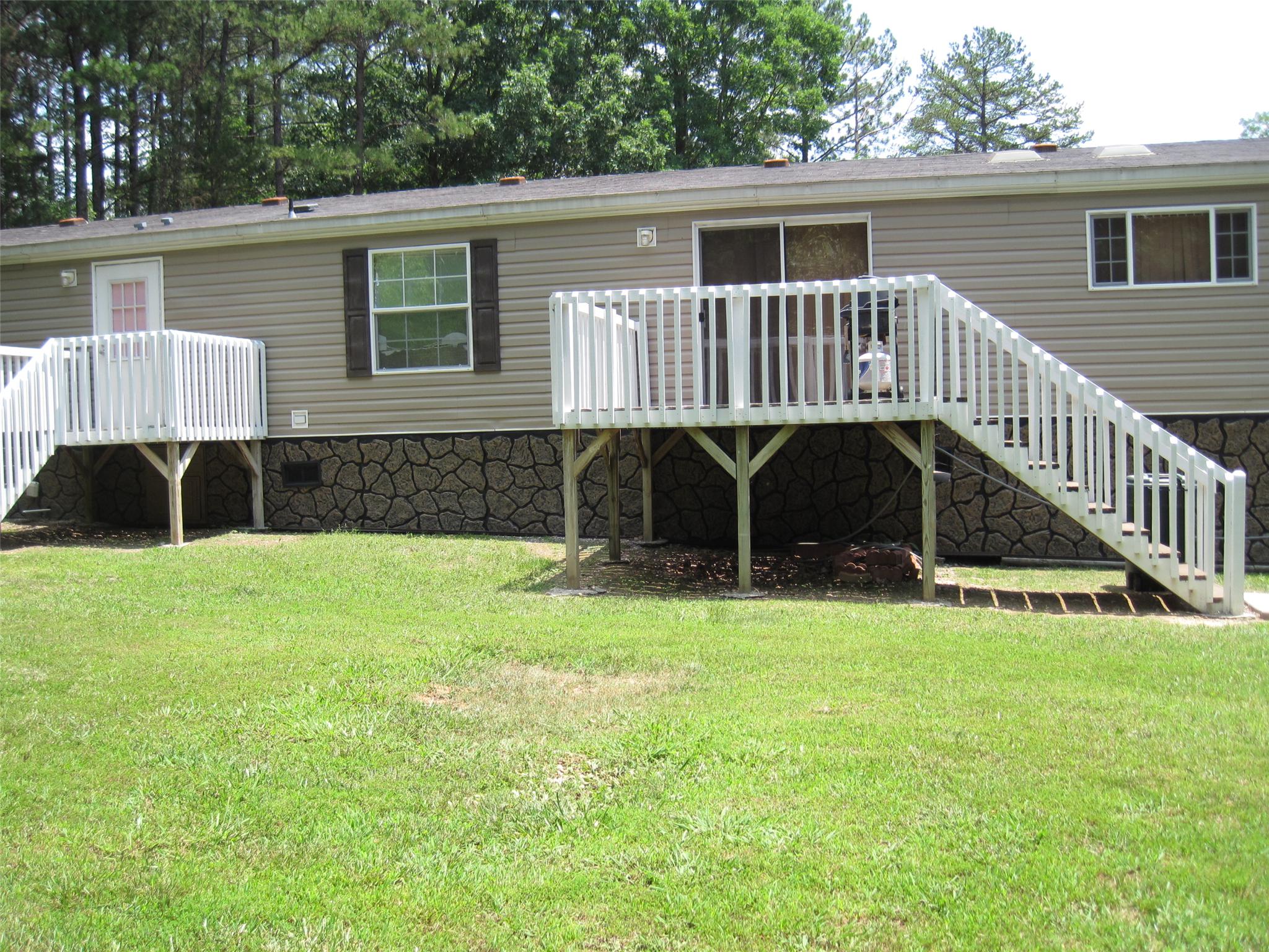 93 Pine Ridge Ln, White, GA 30184 photo 6