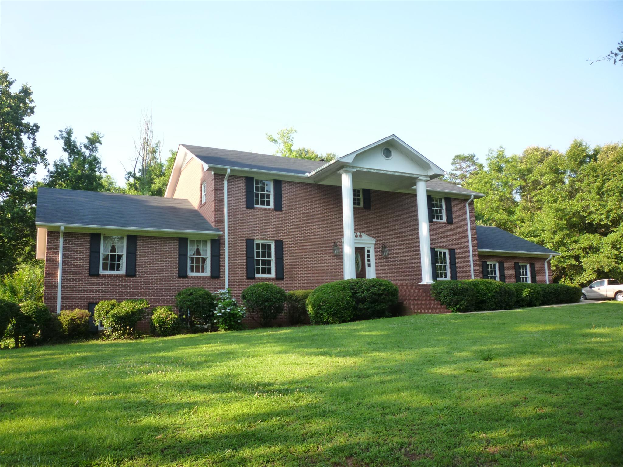 134 Magnolia Pl, Commerce, GA 30529 photo 1