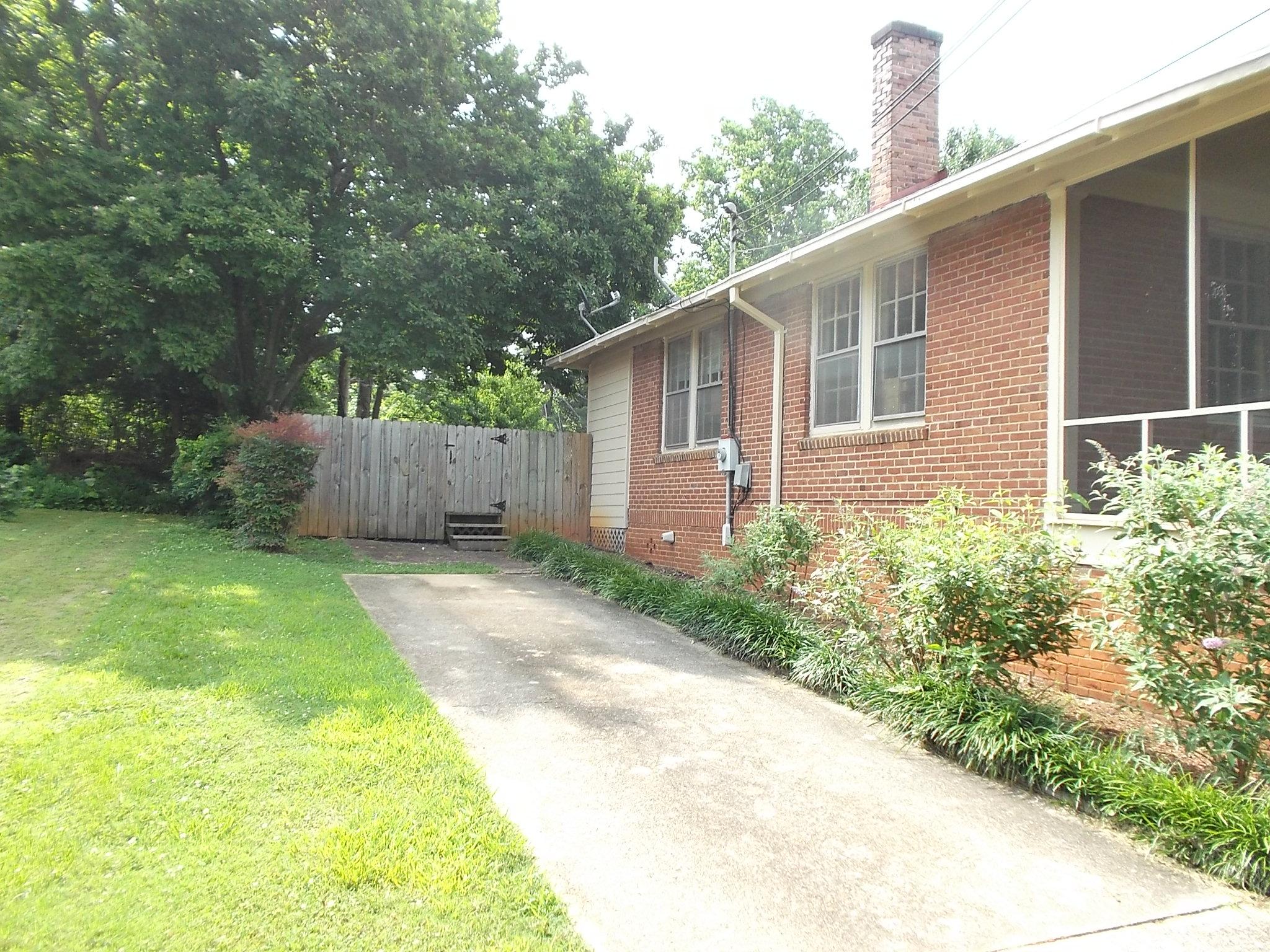4 C Ave, Gainesville, GA 30504 photo 4
