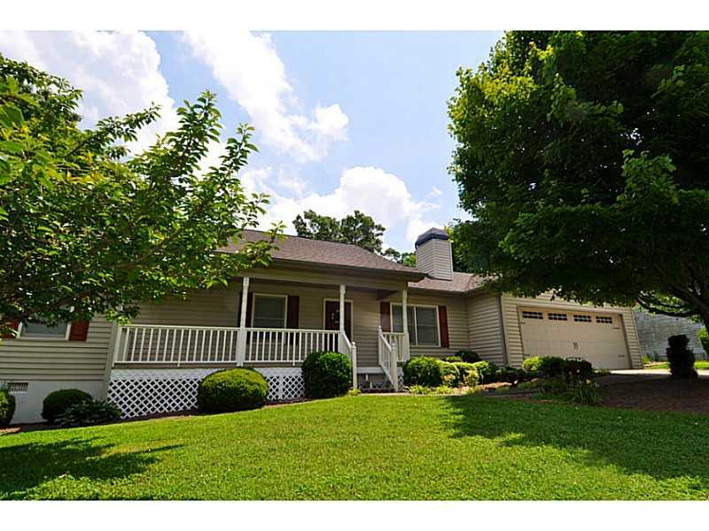 3934 Pointe N, Gainesville, GA 30506 photo 1