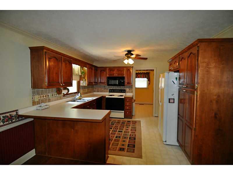 3934 Pointe N, Gainesville, GA 30506 photo 8
