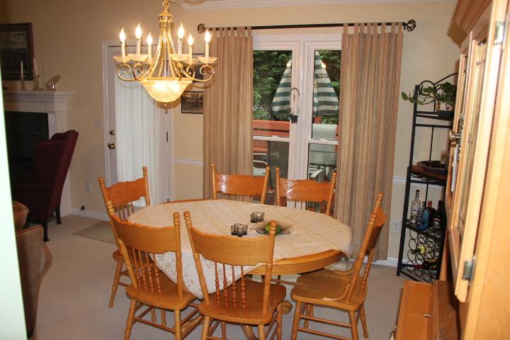 505 Devonshire Walk Dr, Suwanee, GA 30024 photo 4